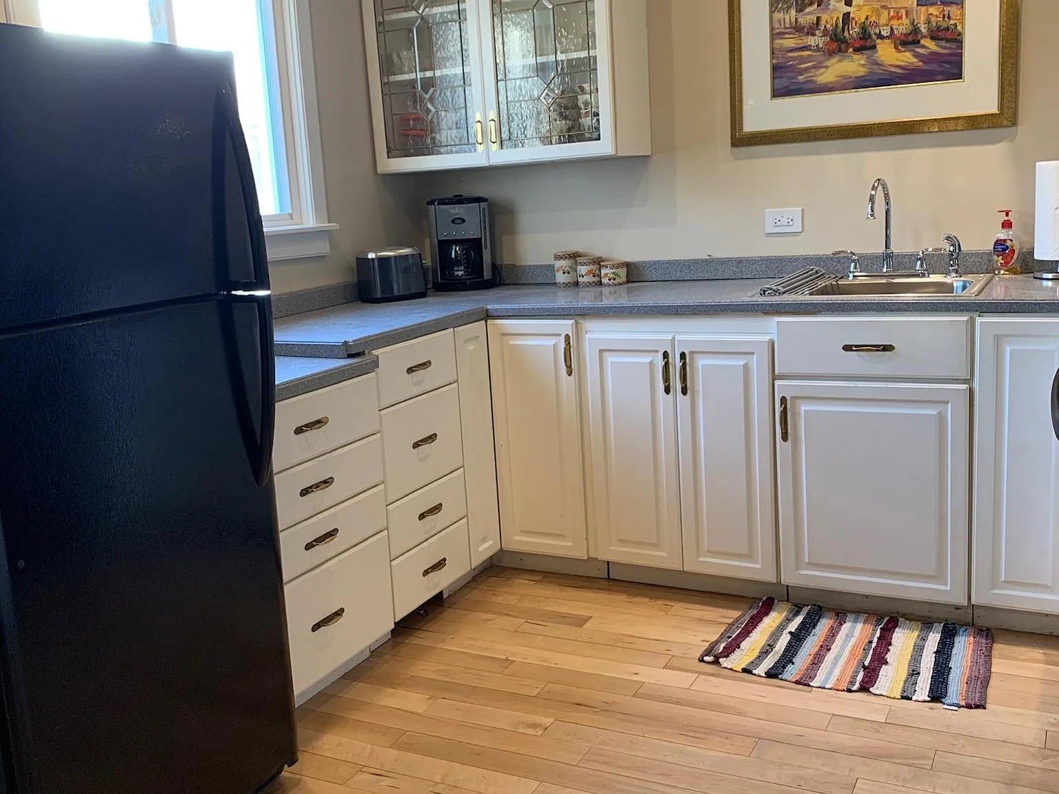 2 bed, 350 sqft, $4,500 — Photo 3