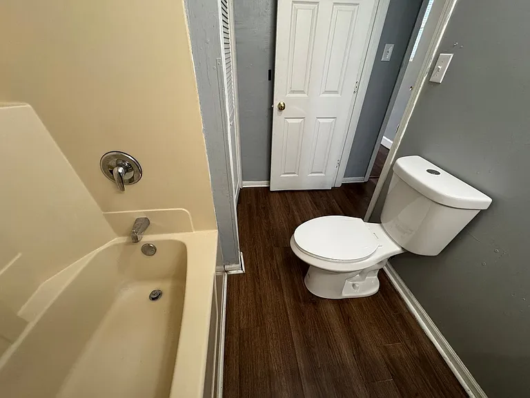 1409 E Tabor St — Photo 14