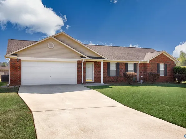 417 Shady Ln, Hazel Green, AL 35750