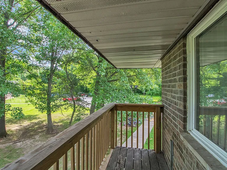 Birchwood Apartments (BW Apartments LLC) — Photo 7