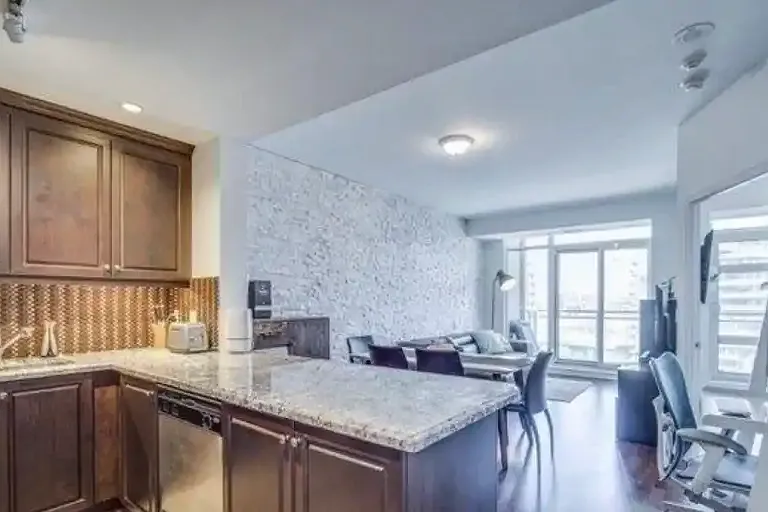 21 Grand Magazine St #1207 — Photo 1