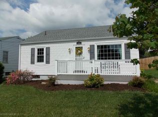 12 Grubert Ave, Staunton, VA 24401