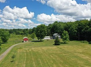 356 Nutt Rd, Grove City, PA 16127