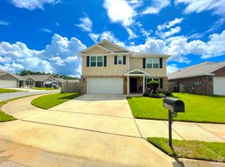 4160 Chickadee St, Bagdad, FL 32583