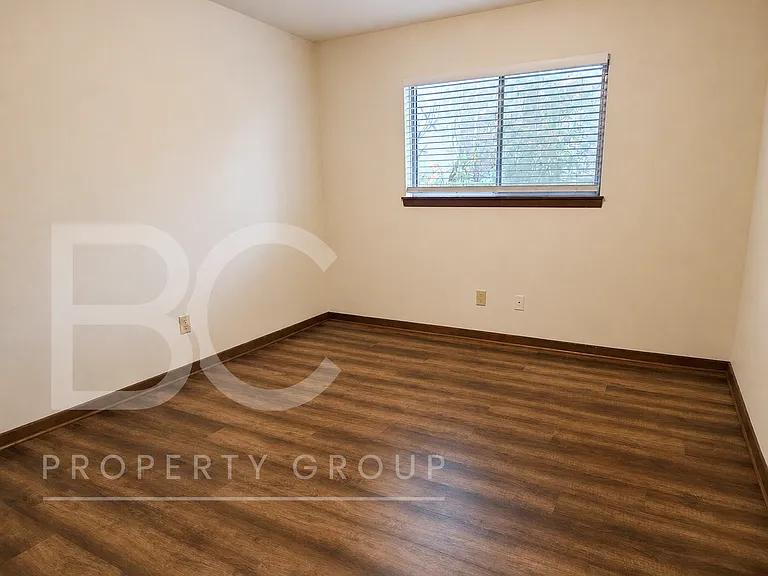 Green Valley Hoover Apartments — Photo 12