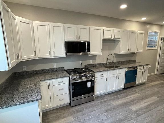 4th image of 3521 Fleming Ave