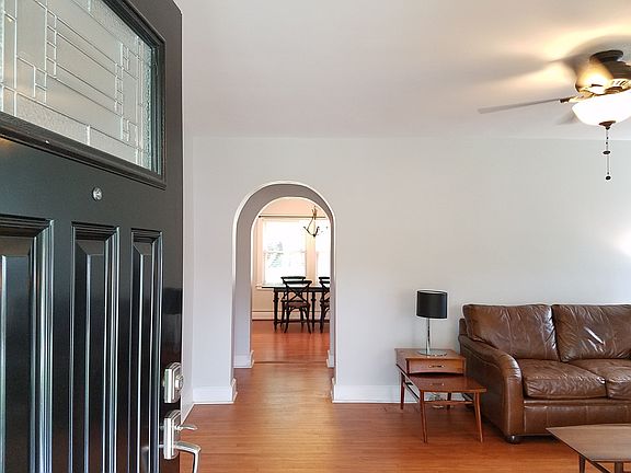 4th image of 2252 Richland Ave