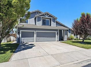 7915 Fairwood Dr, Reno, NV