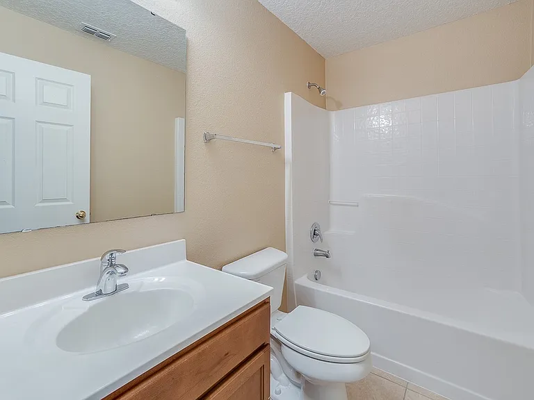 4720 Salamander St — Photo 4