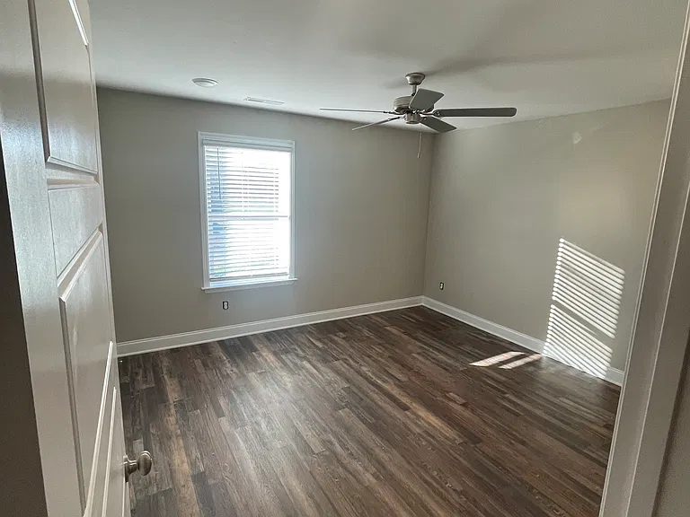 2205 Shady Ln NE #8 — Photo 10