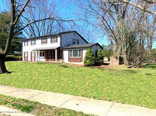 4 Carleton Pl, Morganville, NJ 07751