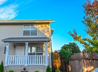 8387 SE Lambert St, Portland, OR 97266