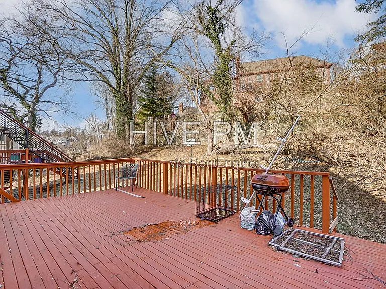 3246 Linwood Ave #2 — Photo 41