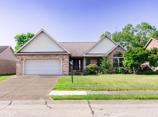 631 Lancelot Dr, Evansville, IN