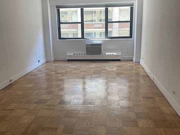 5th image of 330 E 46th St APT 10A