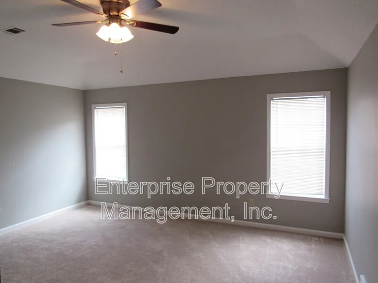 7037 Meadowlands Pl — Photo 10
