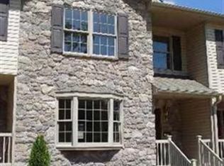 1232 Overlook Rd, Middletown, PA 17057