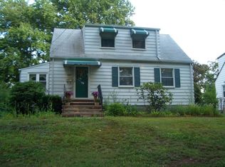 1579 Raritan Rd, Clark, NJ 07066