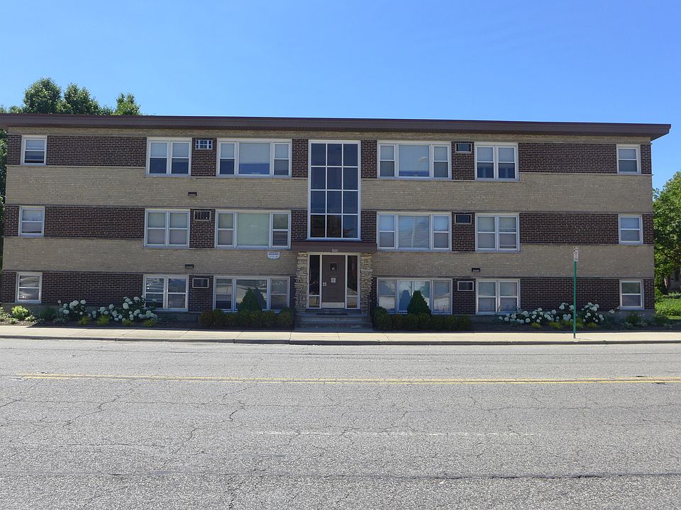 1st image of 500 Clinton Ave APT 6