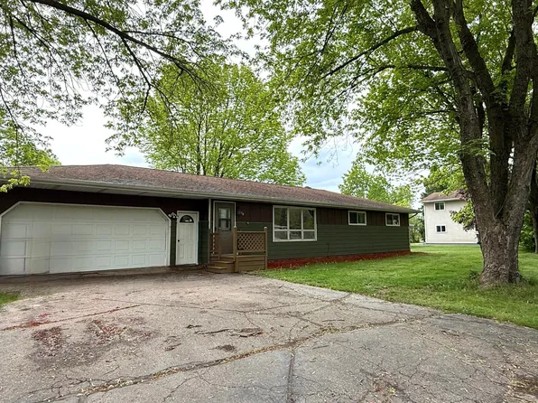 850 Malibu Dr, Medford, WI 54451