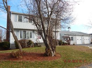 100 Glenwood Dr, Leominster, MA 01453