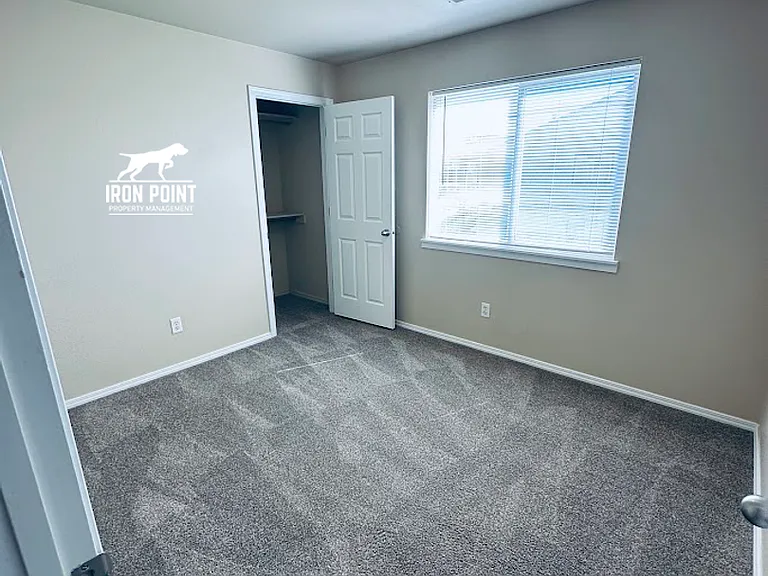 2107 E Whispering Willow Ln — Photo 14