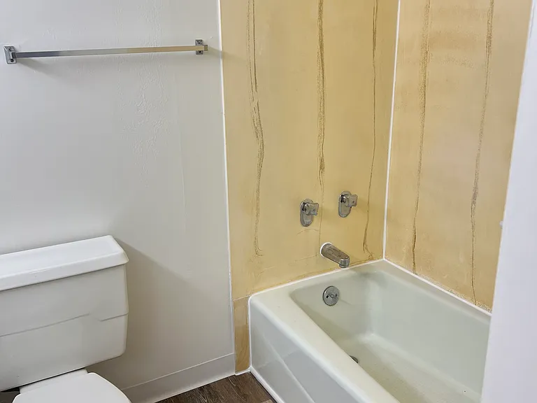 1112 Kinau St #703 — Photo 7