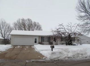 3001 Schaefer Cir, Appleton, WI 54915