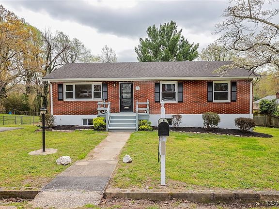 2nd image of 3212 Garland Ave