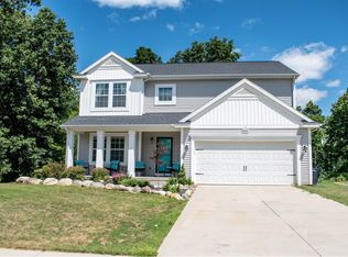 16093 River Ridge Trl, Linden, MI 48451