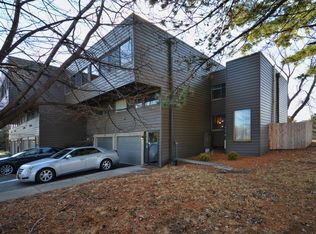 902 S Dakota Ave, Ames, IA 50014