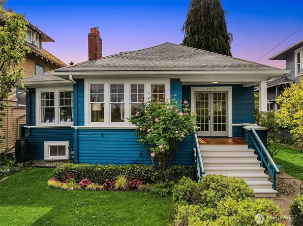 4529 Eastern Avenue N, Seattle, WA 98103