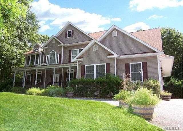 1st image of 15 James Monroe Ln