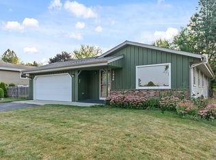 1926 Park Ln, Grafton, WI 53024