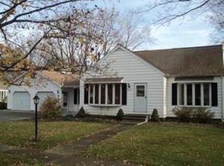 11 Washington St, Silver Creek, NY 14136