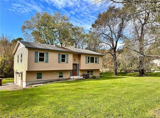 48 Feagles Rd, Warwick, NY 10990