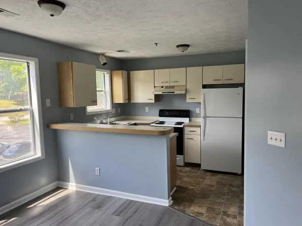 6724 Willowbrook Dr APT 12, Fayetteville, NC 28314