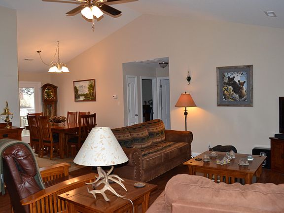 2nd image of 308 Green Hill Dr