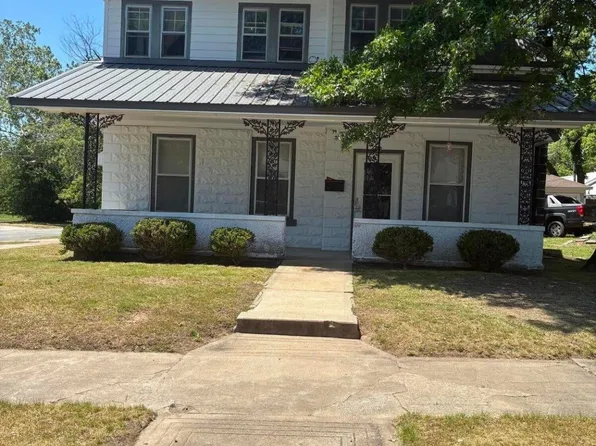 30 E St SW, Miami, OK 74354