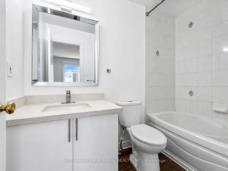 189 Warwick Cres #UPPER — Photo 22