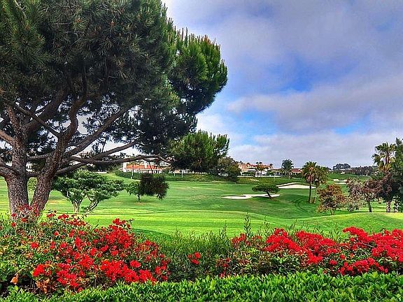 Monarch Links Golf Course