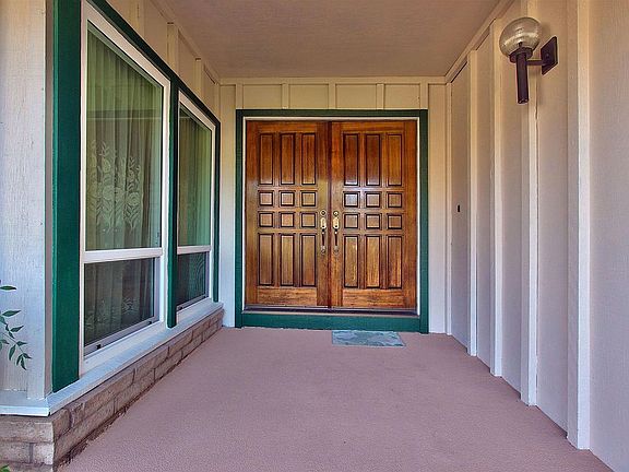 3rd image of 4806 Manzanillo St