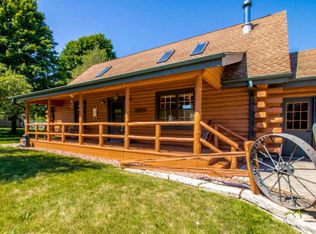 W217N9801 White Horse Dr, Colgate, WI 53017