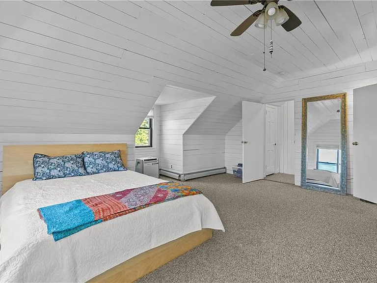 167 Coggeshall Ave #E — Photo 11