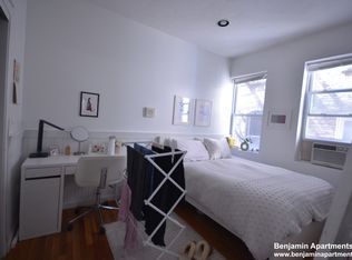 6 Cleveland Pl APT 8, Boston, MA 02113