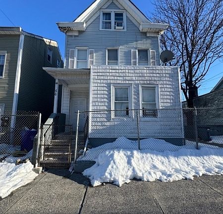 2nd image of 54 North 3rd Street