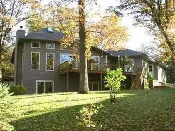 16845 257th Ave, Spirit Lake, IA 51360