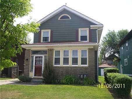 1st image of 64 Lincoln Blvd