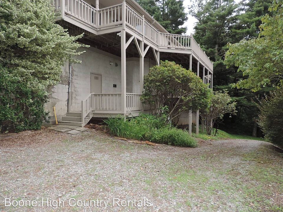 1st image of 572 Knollwood Dr