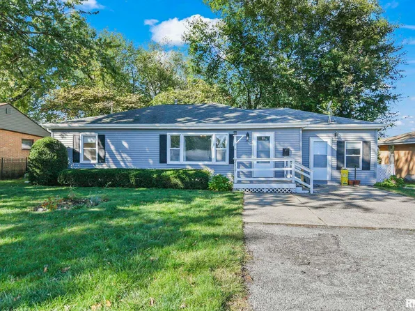 3117 S 1st St, Southern View, IL 62703